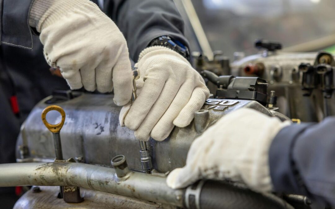 Réparer ou remplacer son moteur de bateau ? Avantages, coûts, décisions